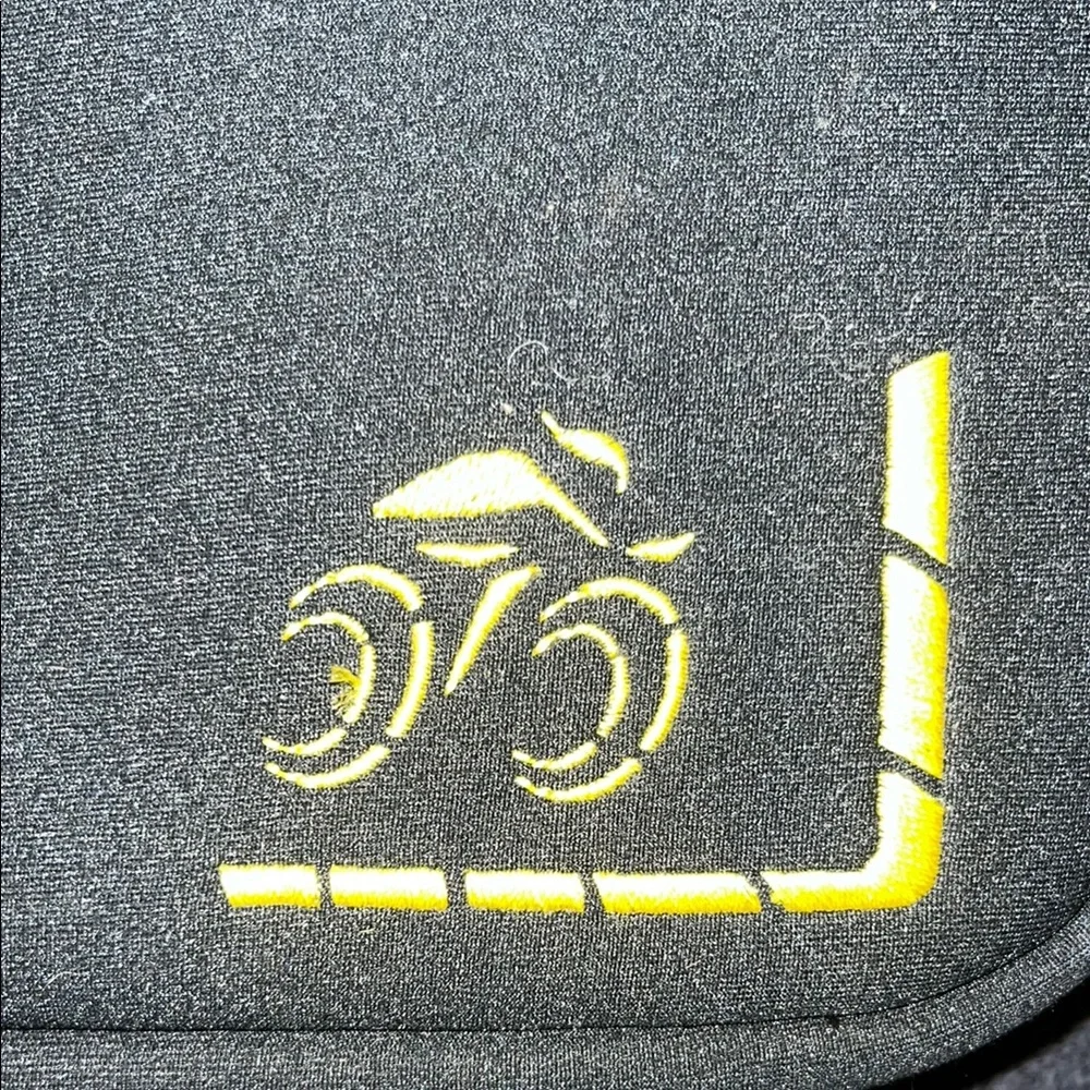 Targus Black and Yellow Laptop Bag with Durable Design - Picture 5 of 7